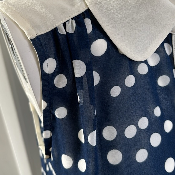 Chloe K sheer tank top - Picture 6 of 12